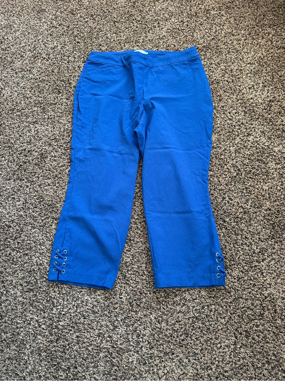 Dalia Bright Blue Capri Pants with Lace-Up Hem